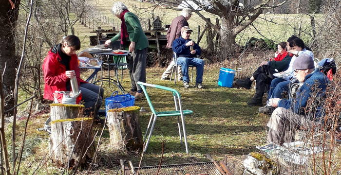 Nach getaner Arbeit gehört auch Ausruhen und Essen dazu.