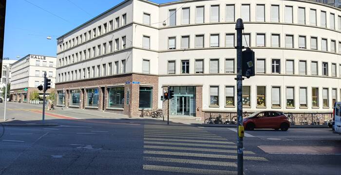 Sicht auf Eingang Viaduktstrasse 8